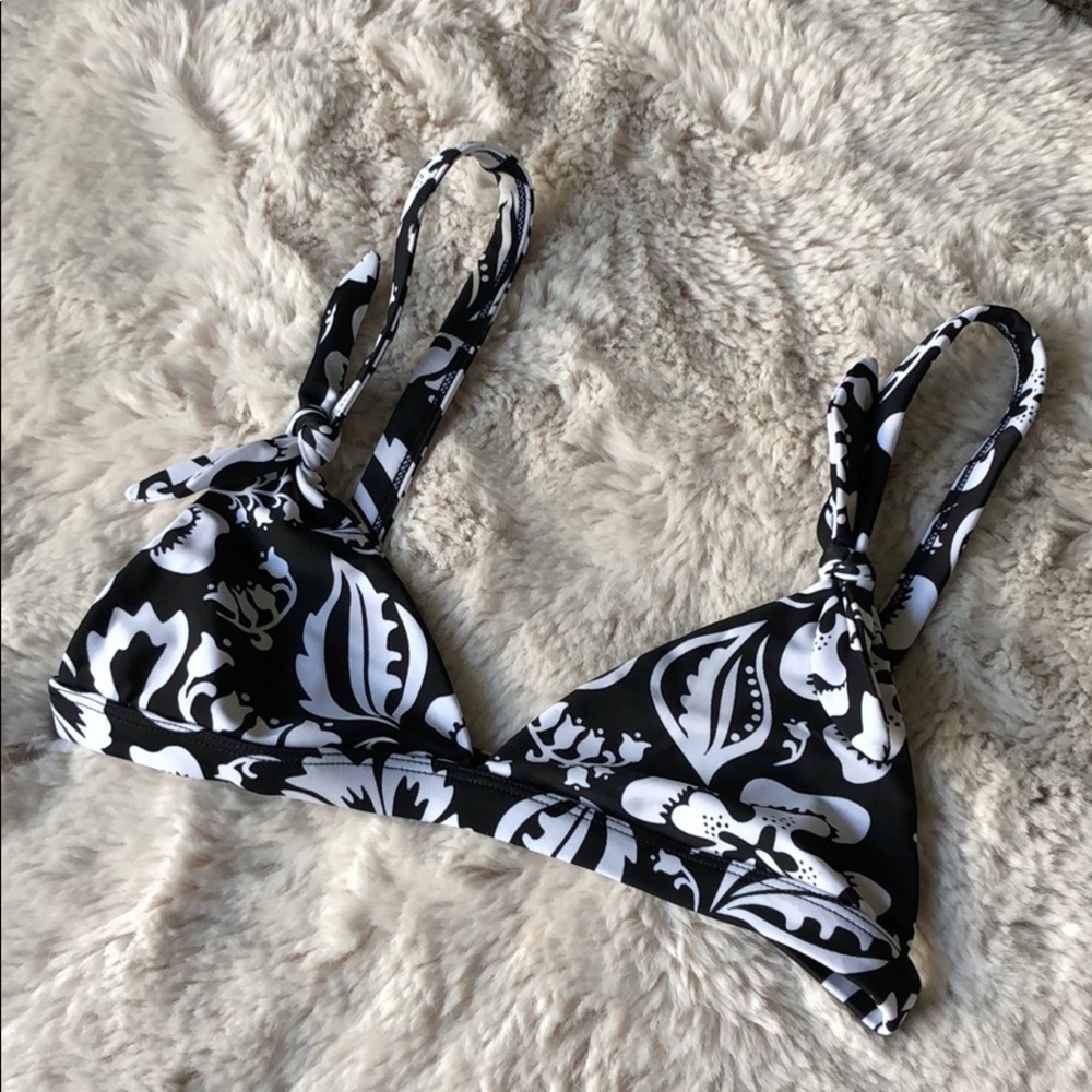 MIKOH Swim Top